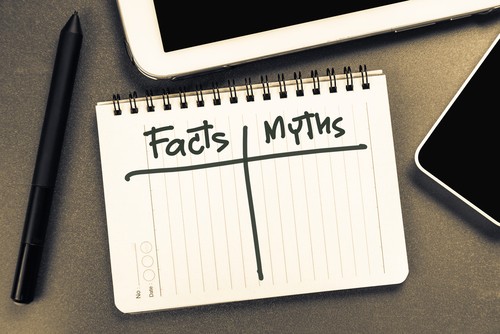 Dlaczego w internecie krąży tak wiele mitów? [AUDYCJA]